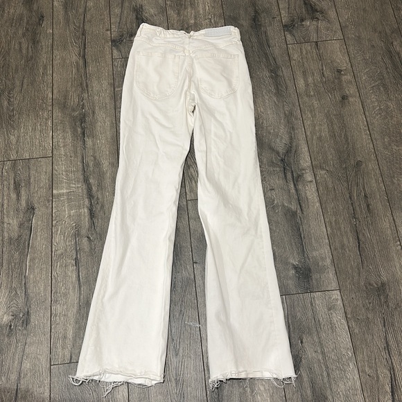 • SPRWM • Women’s Micro Flare Jeans in Earhart White Size 28 Raw Hem - Picture 4 of 5